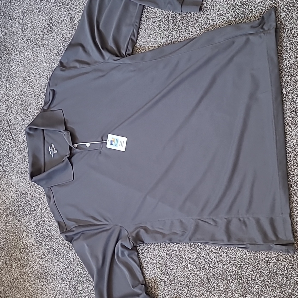 Brand new tri mountain performance long sleeve men's size Large shirt